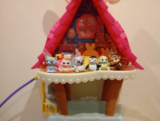 Colección Muñecas Enchantimals y Estación Invierno