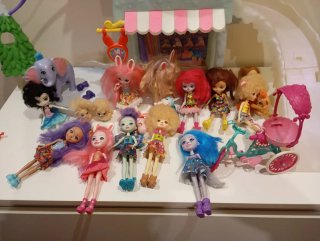 Colección Muñecas Enchantimals y Estación Invierno