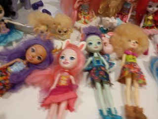 Colección Muñecas Enchantimals y Estación Invierno
