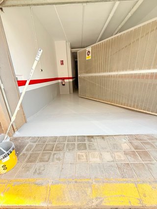 Servicio de pintura y restauración de garajes