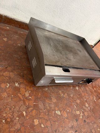 Plancha Eléctrica Profesional