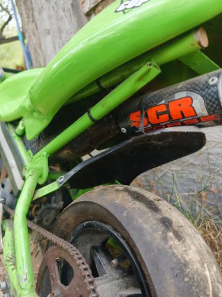 Minibike de gasolina con manillar de Cross.