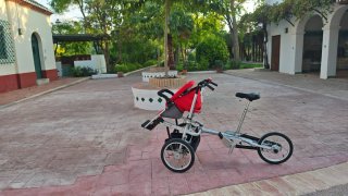 Esta es una Taga Bike, un diseño híbrido multifunc