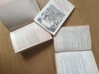 Lote 3 Libri: Rex Stout, Bonanza, Escenas Andaluz