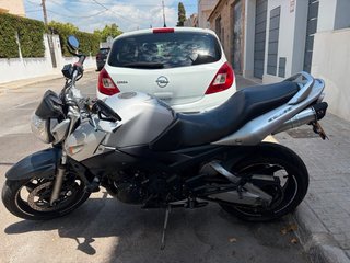 Suzuki GSR 600 Naked