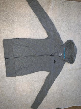 Felpa Nike con zip grigia