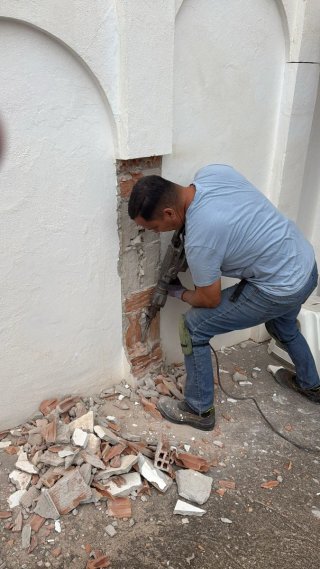 Servicios de electricidad y manitas
