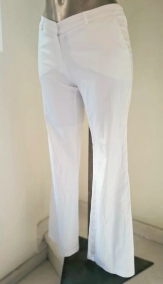 Pantaloni bianchi tg. M nuovi