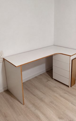 Escritorio esquinero blanco 172 × 100 cm con cajon