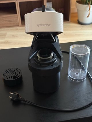 Cafetera Nespresso Vertuo Pop Blanca