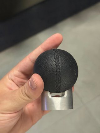 Pomo de cambio Sparco original aluminio y cuero 5