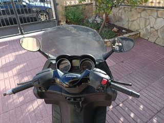 Piaggio Xevo 125 Negra