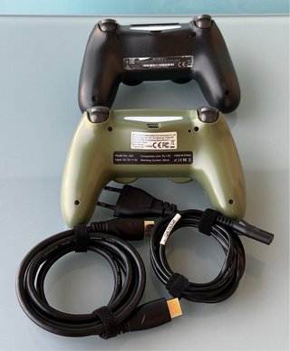 PS4 Slim da 1TB + 2 Controller + Cavi
