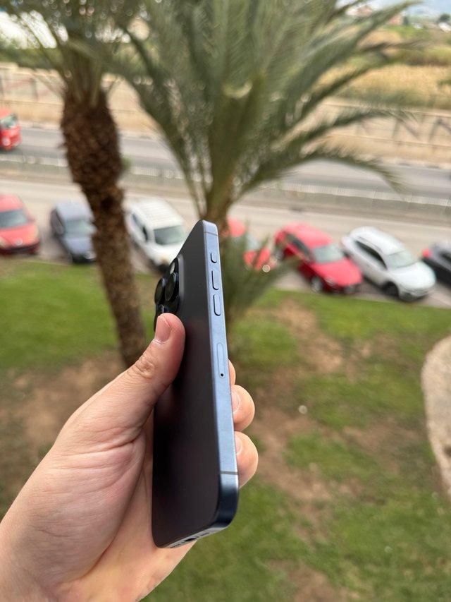 iPhone 15 Pro 256GB - 88% Batería
