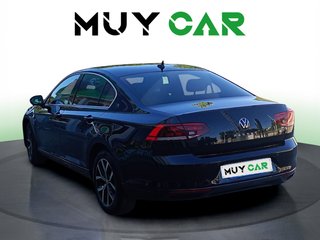 Volkswagen Passat Executive 2.0 TDI 90 kW (122 CV) DSG