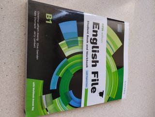 English File 5th Edition B1. Student's Book and...