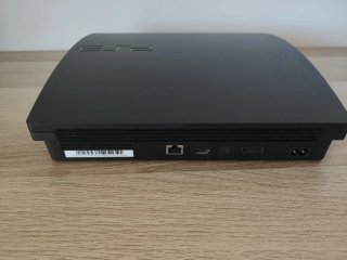 Console PlayStation 3 Slim (PS3) + 4 Giochi
