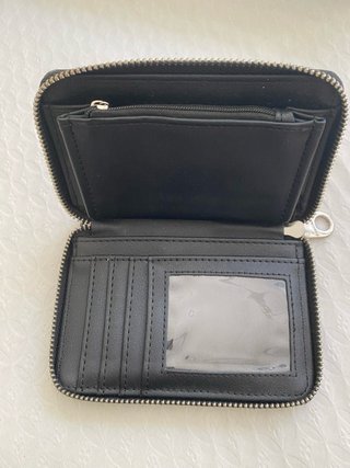 Monedero Stradivarius negro brillante
