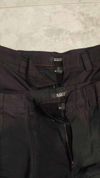 Dois pares Calções 5.11 Tactical Pretos