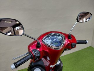 Yamaha D'elight 125 Scooter Rojo