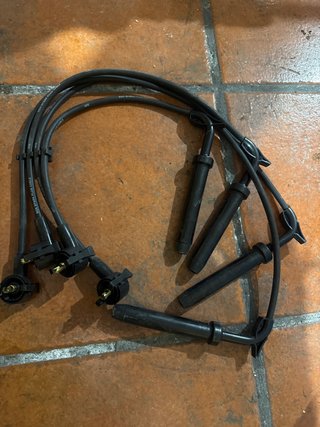 Cables de Bujía Ford Fiesta RS Turbo marca NGK