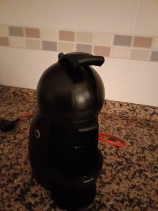Cafetera Nescafé Dolce Gusto Negra