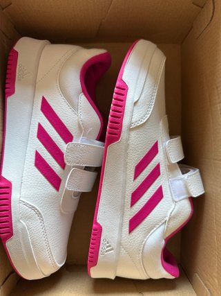 Zapatillas Adidas Blancas y Rosas