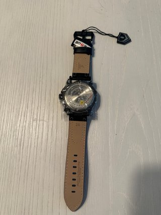 Reloj WEIDE Negro
