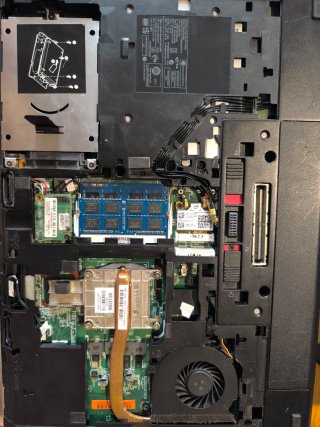 HP EliteBook 8560p Portatile