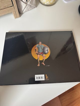LA HERMANDAD DE LA ESPADA