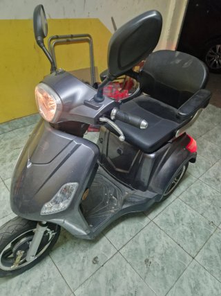 Scooter movilidad eléctrico 3 ruedas