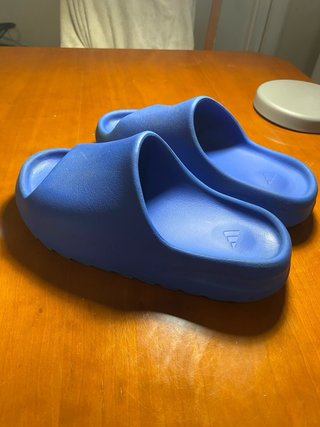 Yeezy Slides Adidas Azules Talla 39