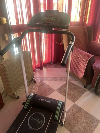 Cinta de Correr Eléctrica Cecotec RunnerFit