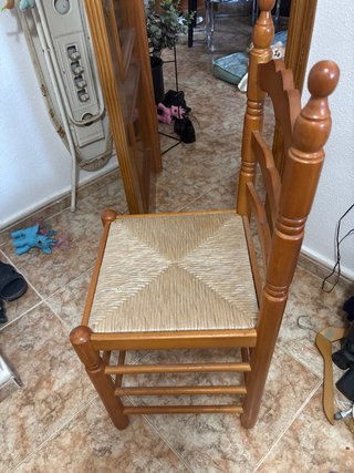 Conjunto de salon en pino en buenas condiciones