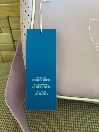 Bolso Adidas Airliner Mini Lila/Morado. Nuevo