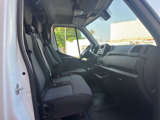 Renault Master FURGÓN L1H1 DCI 135CV