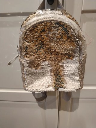 Mochila lentejuelas doradas y plateadas