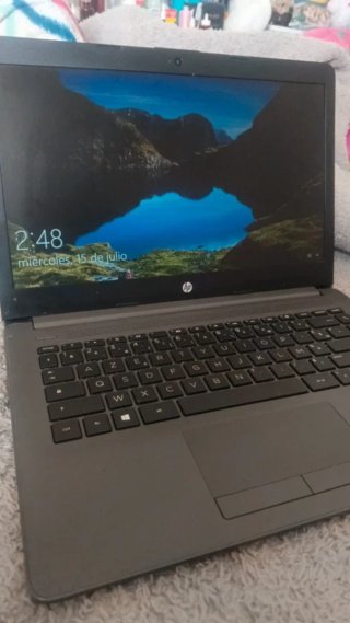 Portátil HP 240 G7