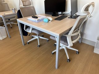 Scrivanie doppie per ufficio in legno e metallo