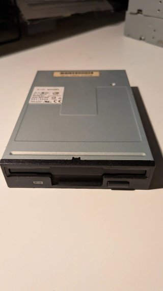 Disquetera Sony 3 1/2