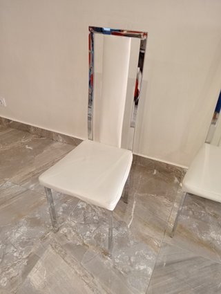 Mesa comedor cristal + 4 sillas