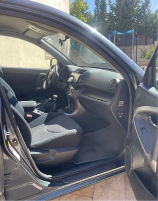 Toyota RAV4 2006