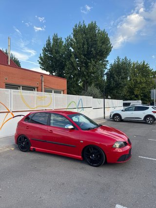 SEAT Ibiza 2004