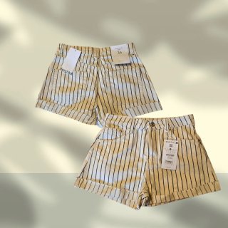 Calções listrados, Bershka