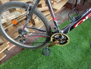 Bicicleta Orbea Roja y Negra