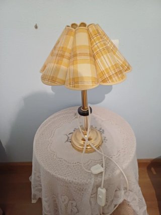 Lámpara de mesa tela a cuadros