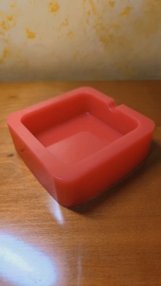 Posacenere in resina con foglia oro