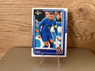 Cromo Mbappé Donruss Francia Road to World Cup