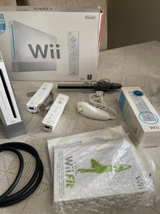 ​PACK NINTENDO WII + BALANCE BOARD + JUEGOS