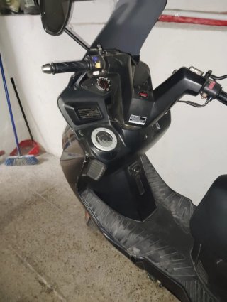 Se vende moto